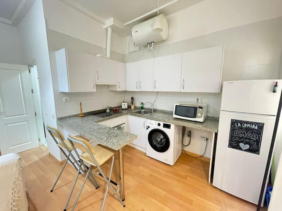 Nice Flat In Atarazanas - Souv มาลากา ภายนอก รูปภาพ